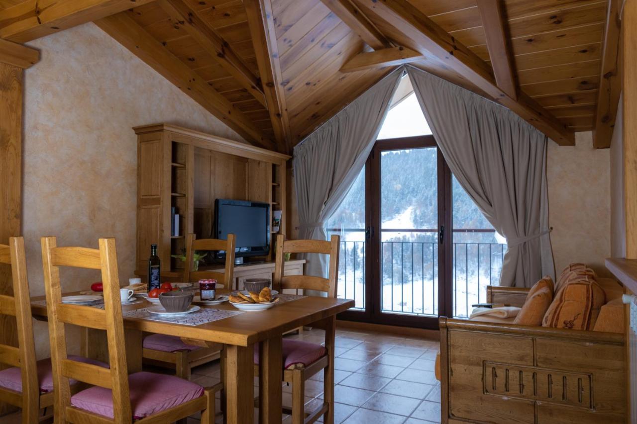 Apartaments Els Llacs Bordes d'Envalira Exteriör bild