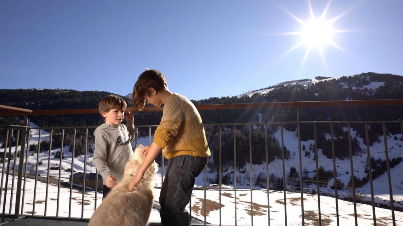 Apartaments Els Llacs Bordes d'Envalira Exteriör bild