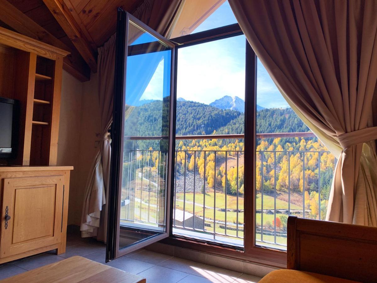 Apartaments Els Llacs Bordes d'Envalira Exteriör bild